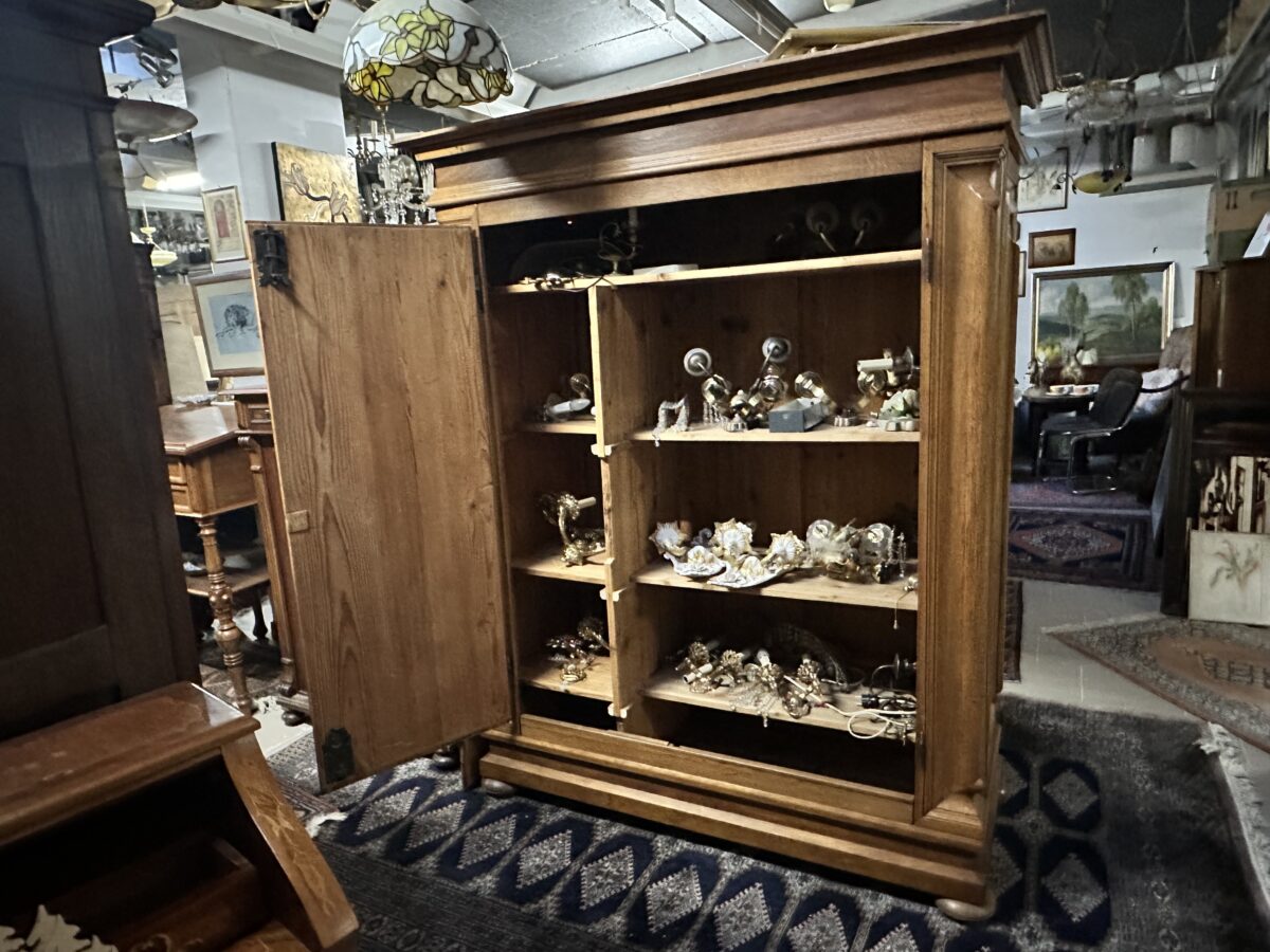 Frankfurter Schrank 37) – Bild 2