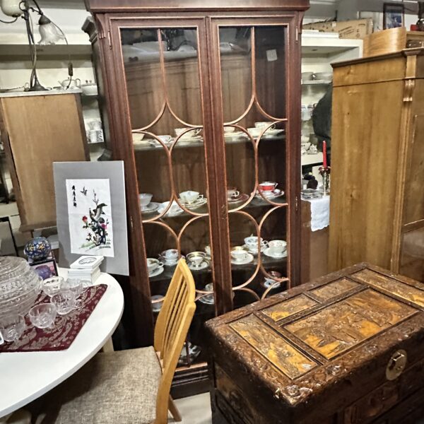 Vitrine Englisch 37)