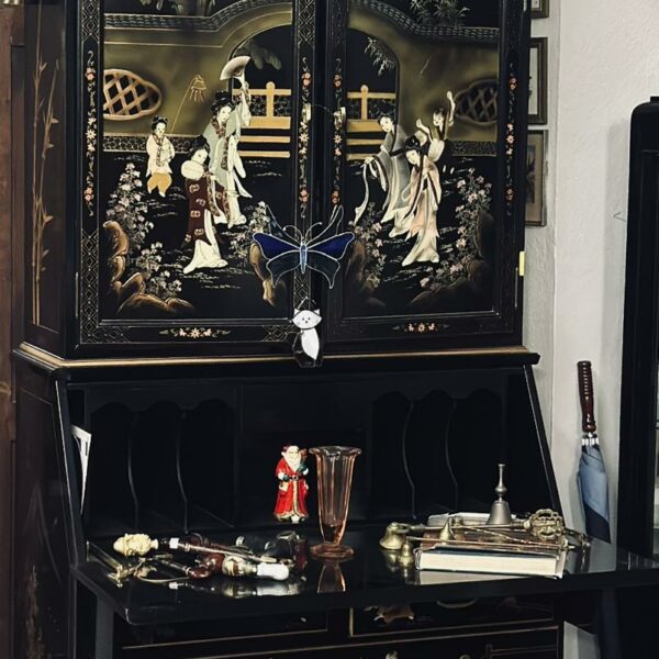 Chinesischer Schrank sekretär