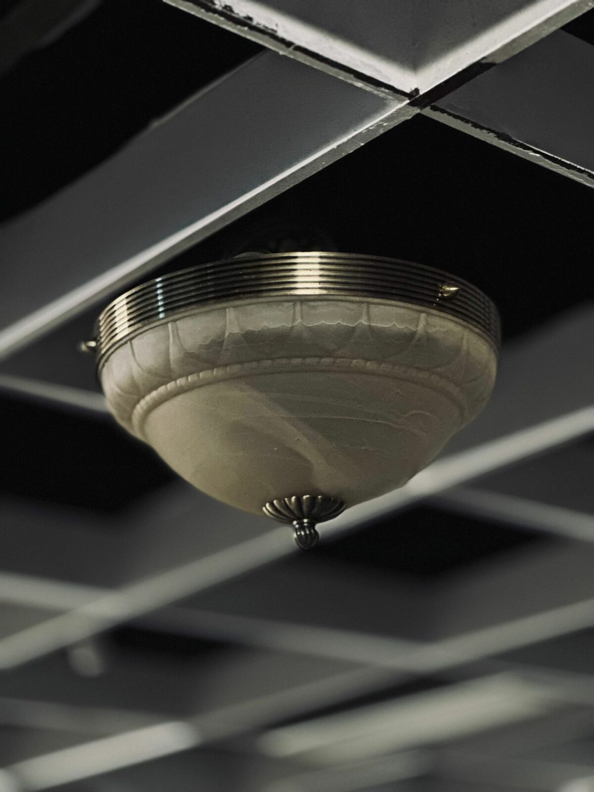 Deckenlampe 16)