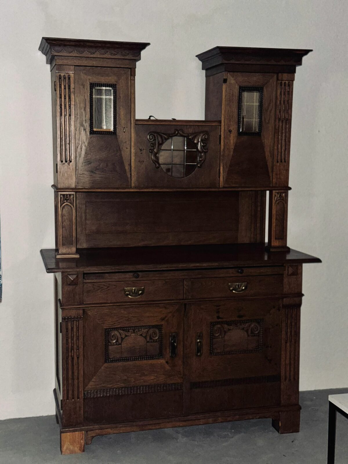 Schrank Jugendstihl 71)