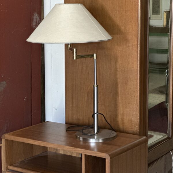 Tischlampe  2 mal vorhanden