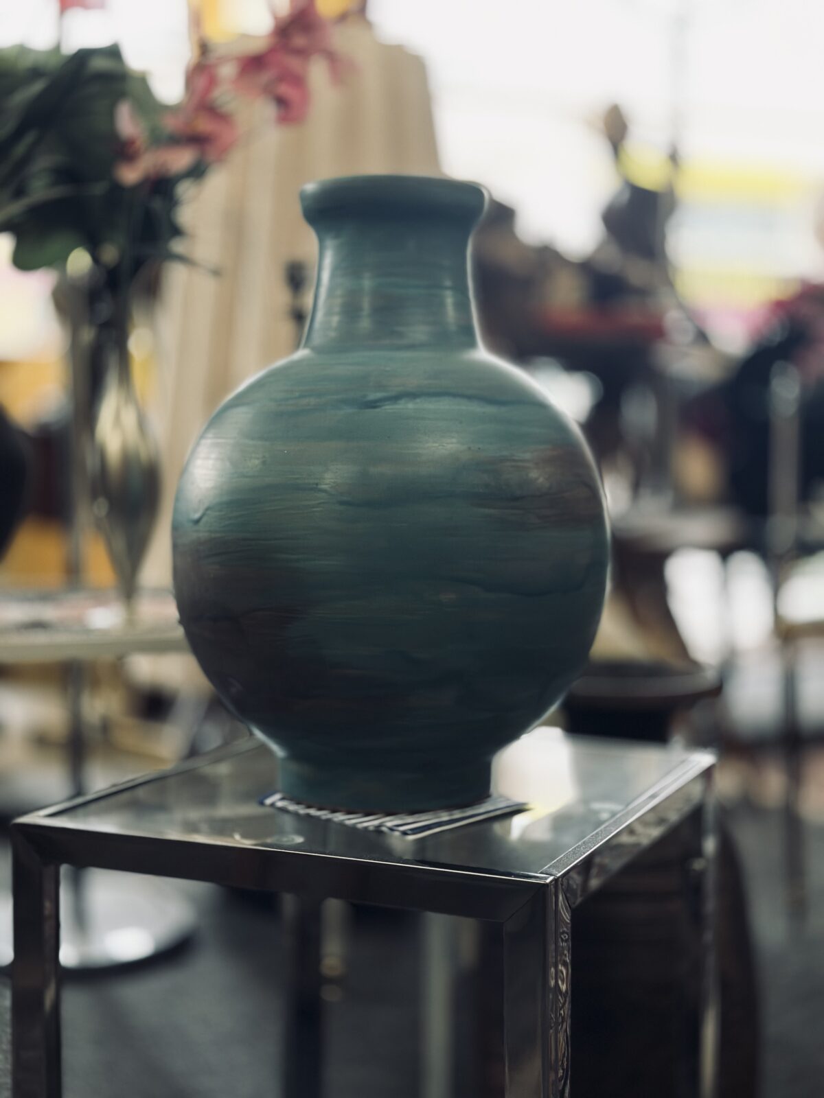 Vase 12